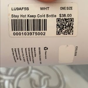 Lululemon water bottle